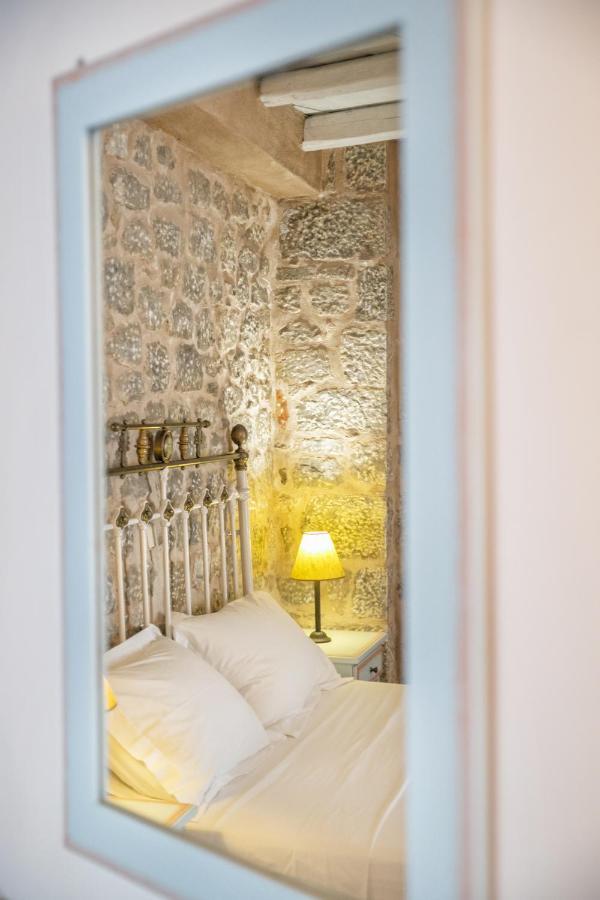 Trapela Areopolis, Boutique Hotel Dış mekan fotoğraf