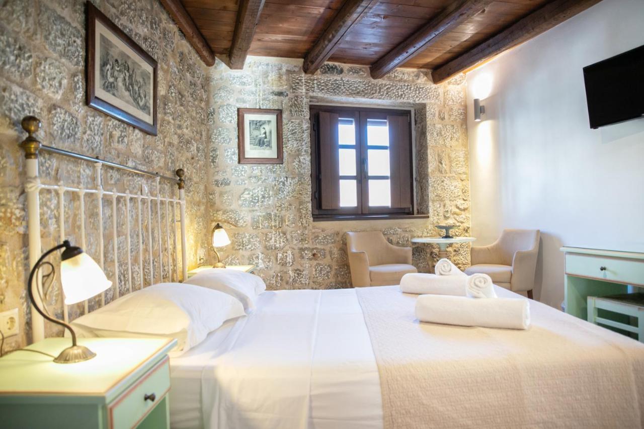 Trapela Areopolis, Boutique Hotel Dış mekan fotoğraf