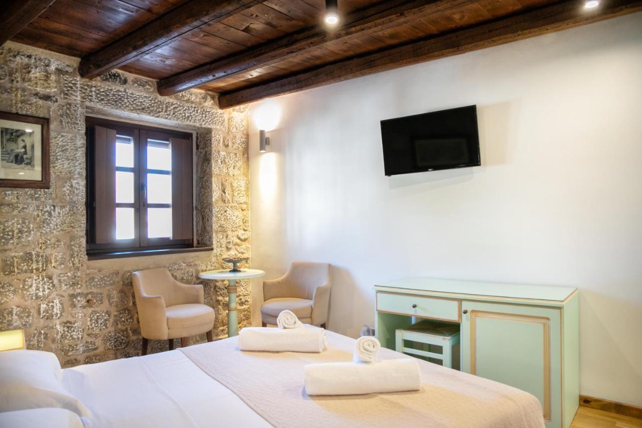 Trapela Areopolis, Boutique Hotel Dış mekan fotoğraf